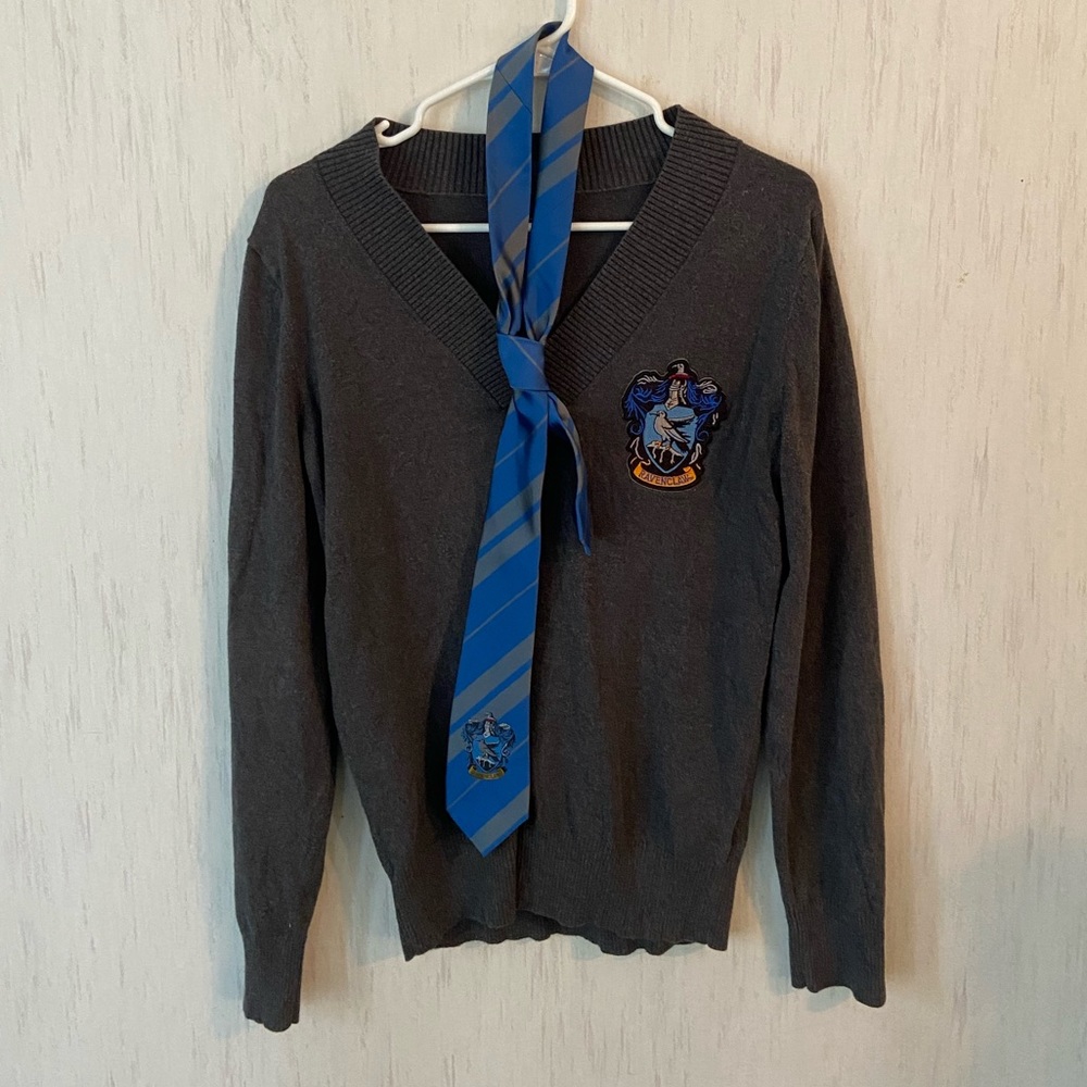 EUC Ravenclaw Sweater/Tie